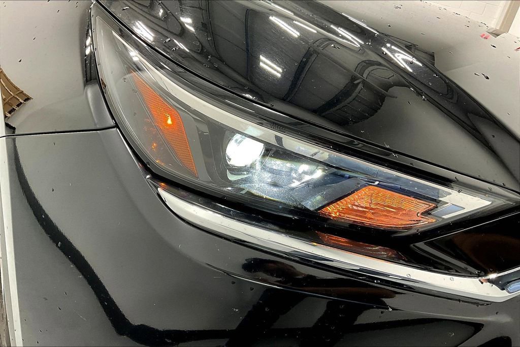 Used 2025 Toyota Grand Highlander AWD image 38