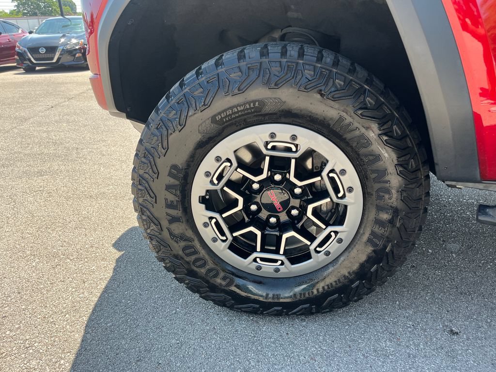 Used 2023 GMC Canyon AT4X w/ Edition 1 AWD/4WD image 27