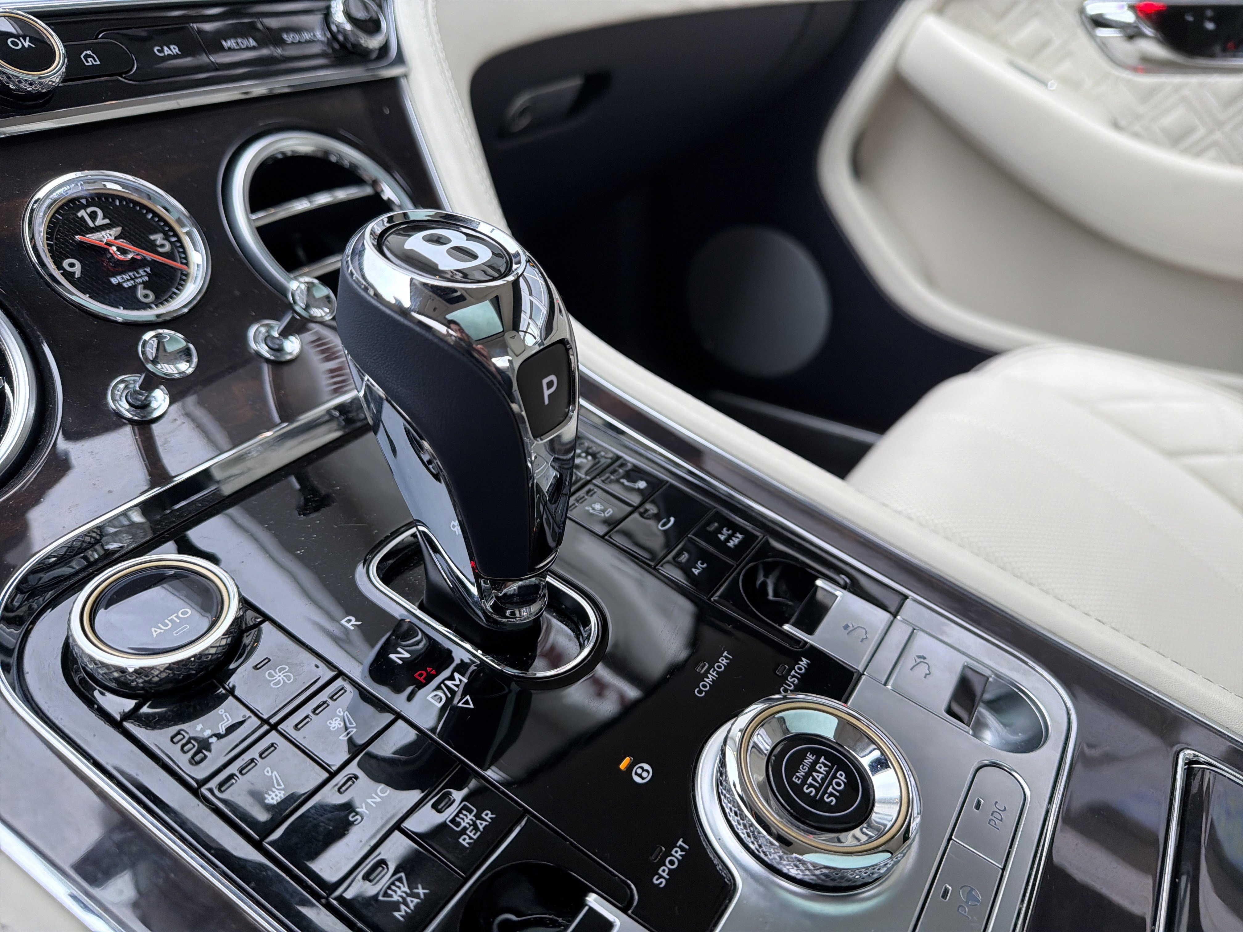 Used 2022 Bentley Continental GT image 18