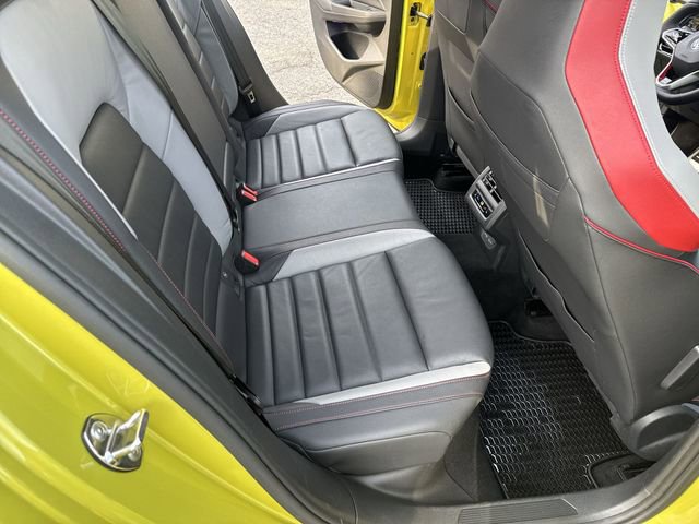 Used 2022 Volkswagen GTI Autobahn image 11