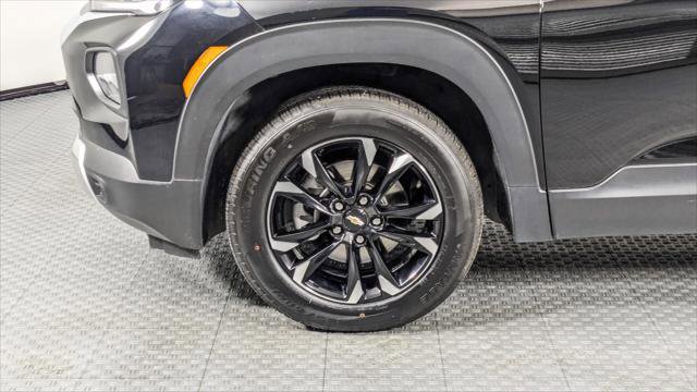 Used 2023 Chevrolet TrailBlazer LT image 32