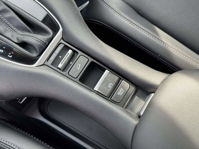 Certified 2023 Honda HR-V EX-L image 30