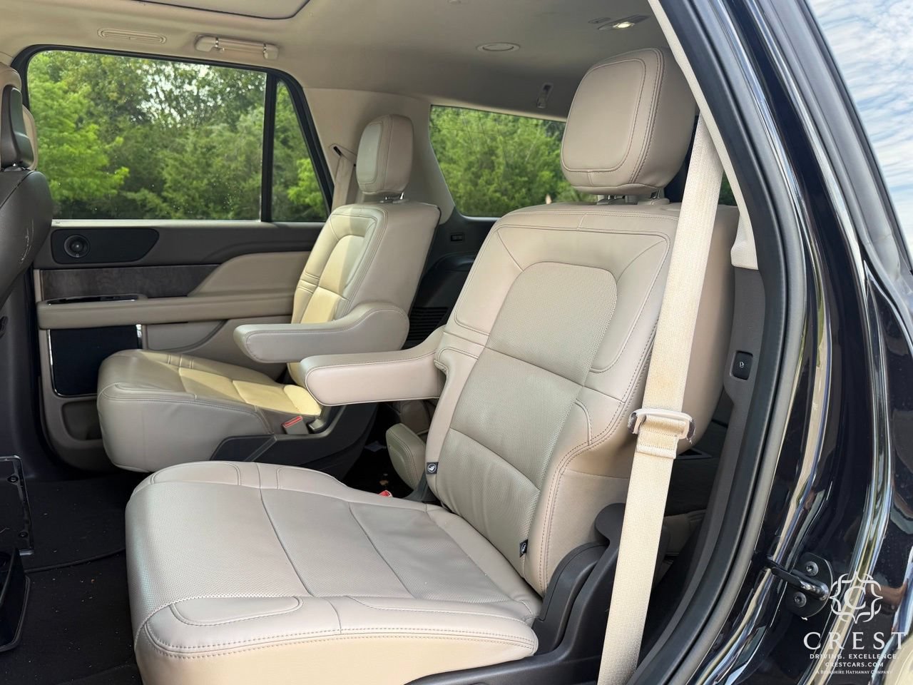 Used 2022 Lincoln Navigator 2WD image 25