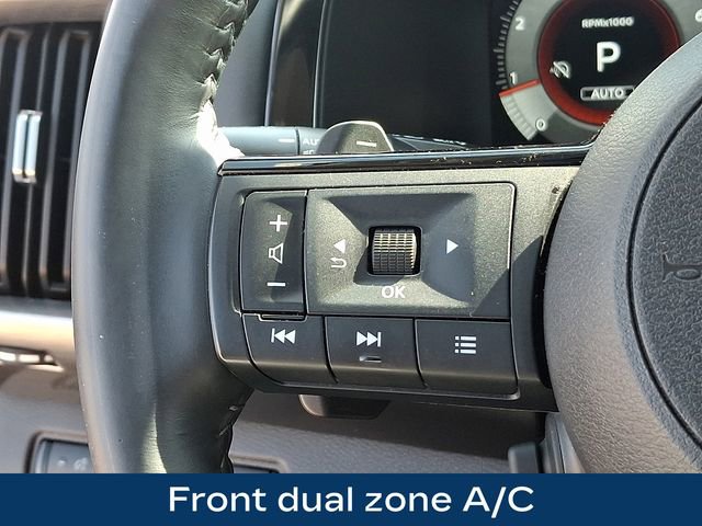 Used 2023 Nissan Pathfinder Platinum image 7