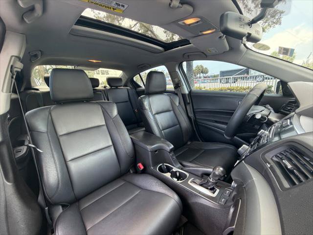 Used 2017 Acura ILX w/ AcuraWatch Plus Package FWD image 11