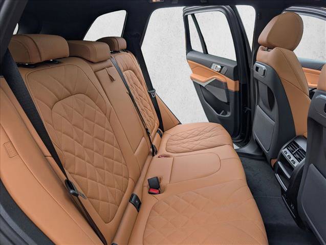 Used 2026 BMW X5 sDrive40i w/ M Sport Package RWD image 18