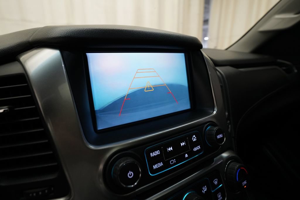 Used 2017 Chevrolet Suburban LT image 21