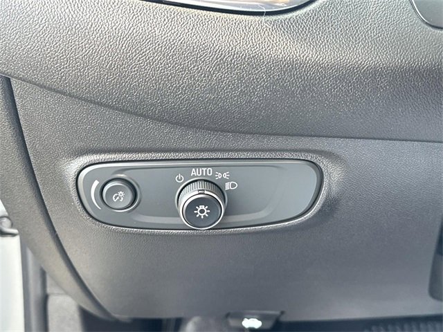 Certified 2024 Chevrolet Equinox LT image 17