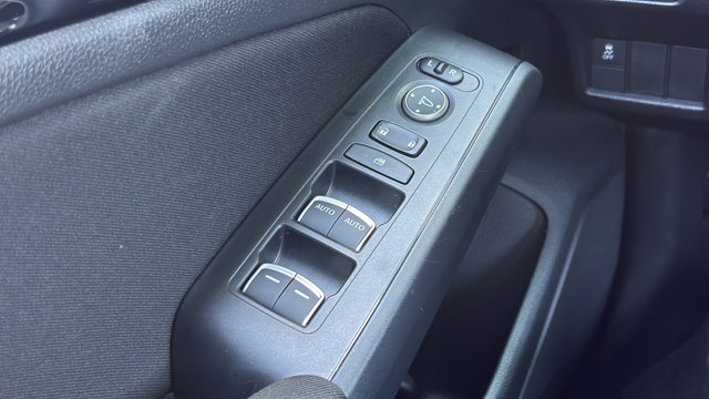 Used 2025 Honda Civic Sport image 12