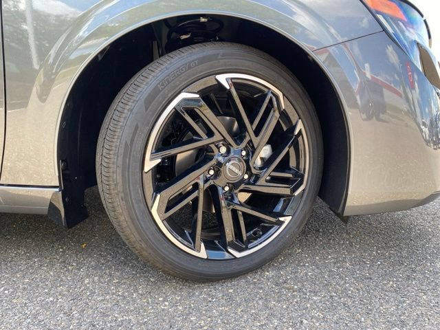 New 2026 Nissan Sentra SR w/ SR All Weather Package FWD image 15