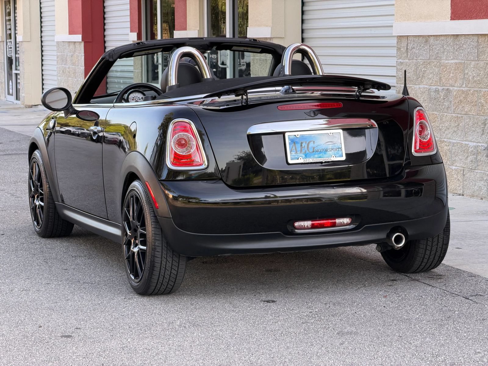 Used 2013 MINI Cooper Roadster FWD image 2