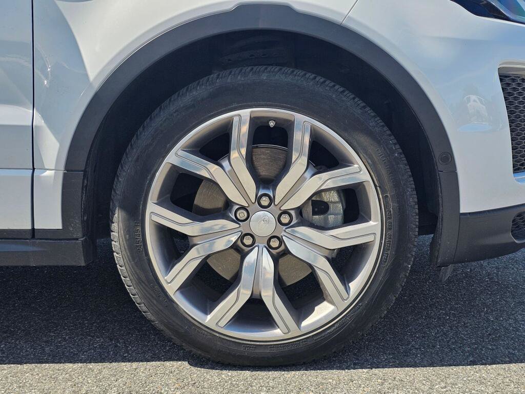 Used 2018 Land Rover Range Rover Evoque Autobiography AWD/4WD image 9