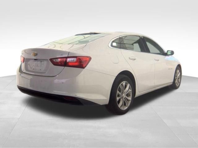 Used 2025 Chevrolet Malibu LT FWD image 5