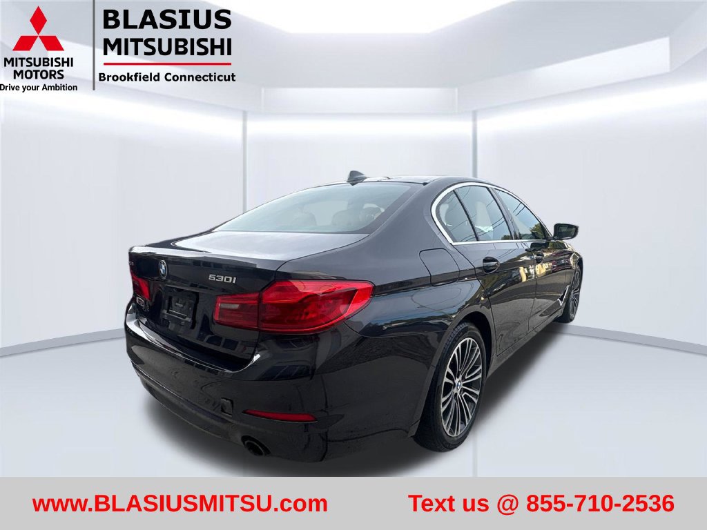 Used 2019 BMW 530i xDrive w/ Convenience Package AWD/4WD image 9
