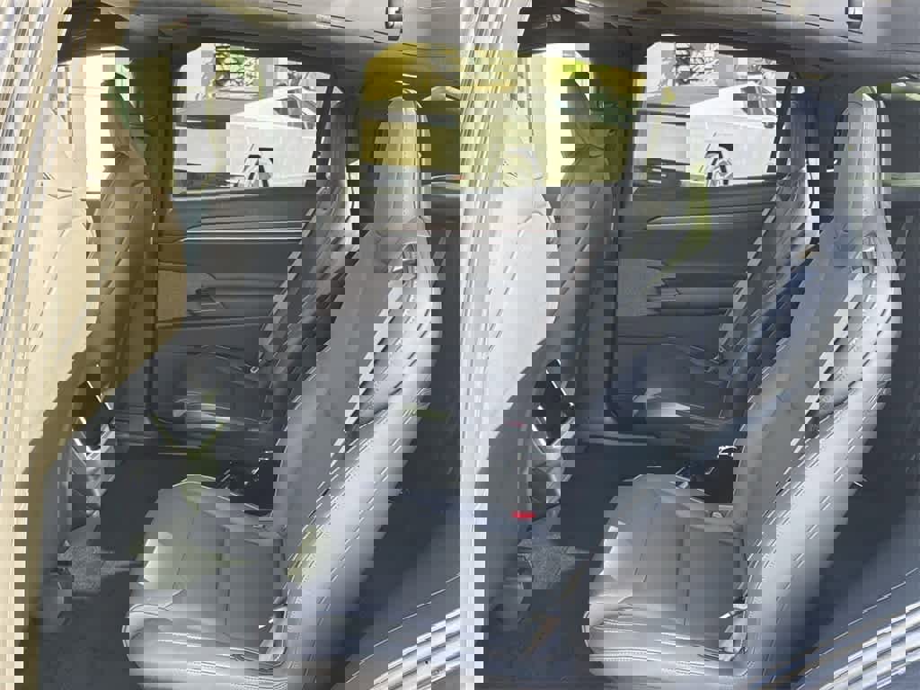 Used 2022 Tesla Model X Plaid image 29