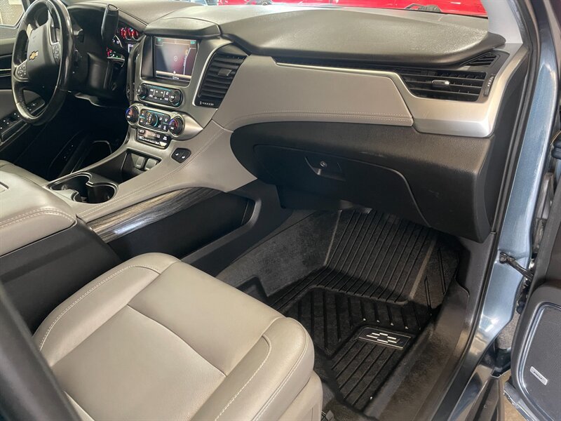 Used 2020 Chevrolet Suburban LT AWD/4WD image 18