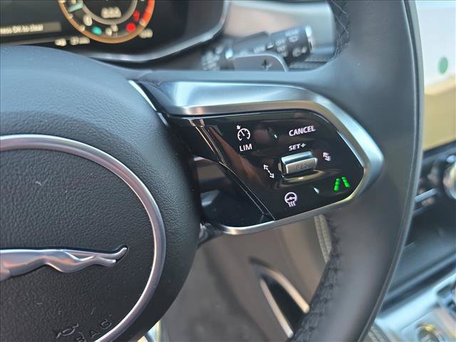 Used 2026 Jaguar F-PACE R-Dynamic S AWD/4WD image 16