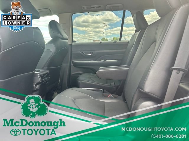 Used 2025 Toyota Grand Highlander FWD image 12
