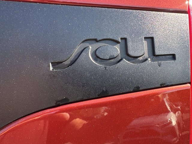 Used 2021 Kia Soul LX image 31