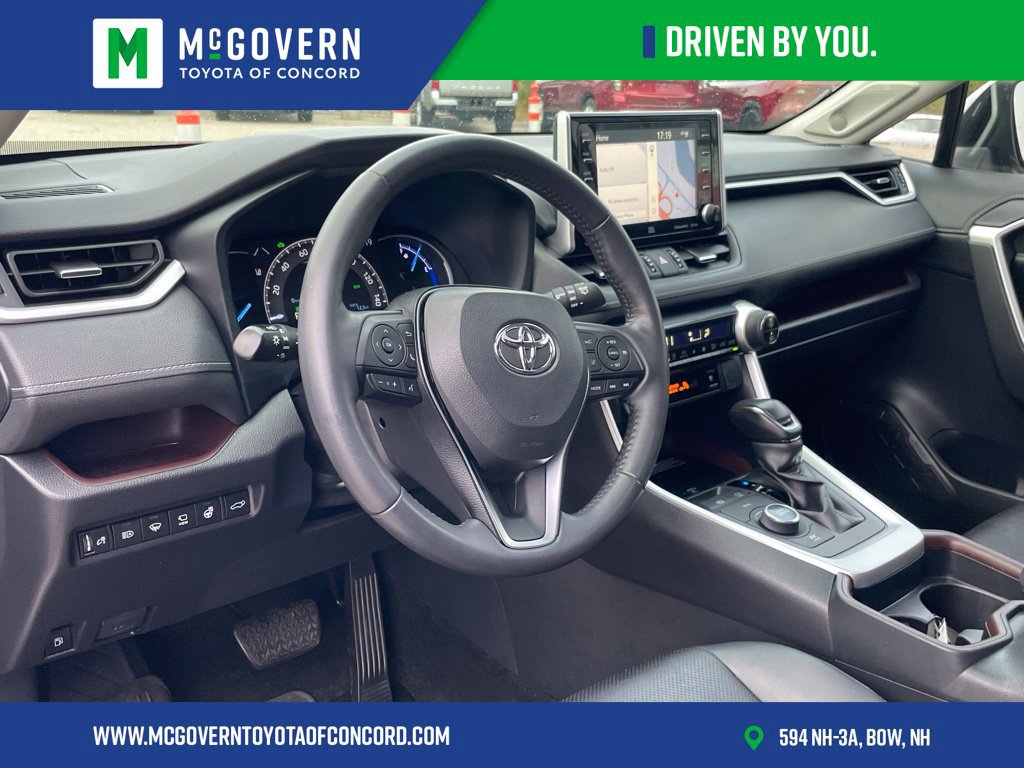 Used 2020 Toyota RAV4 Limited AWD/4WD image 13