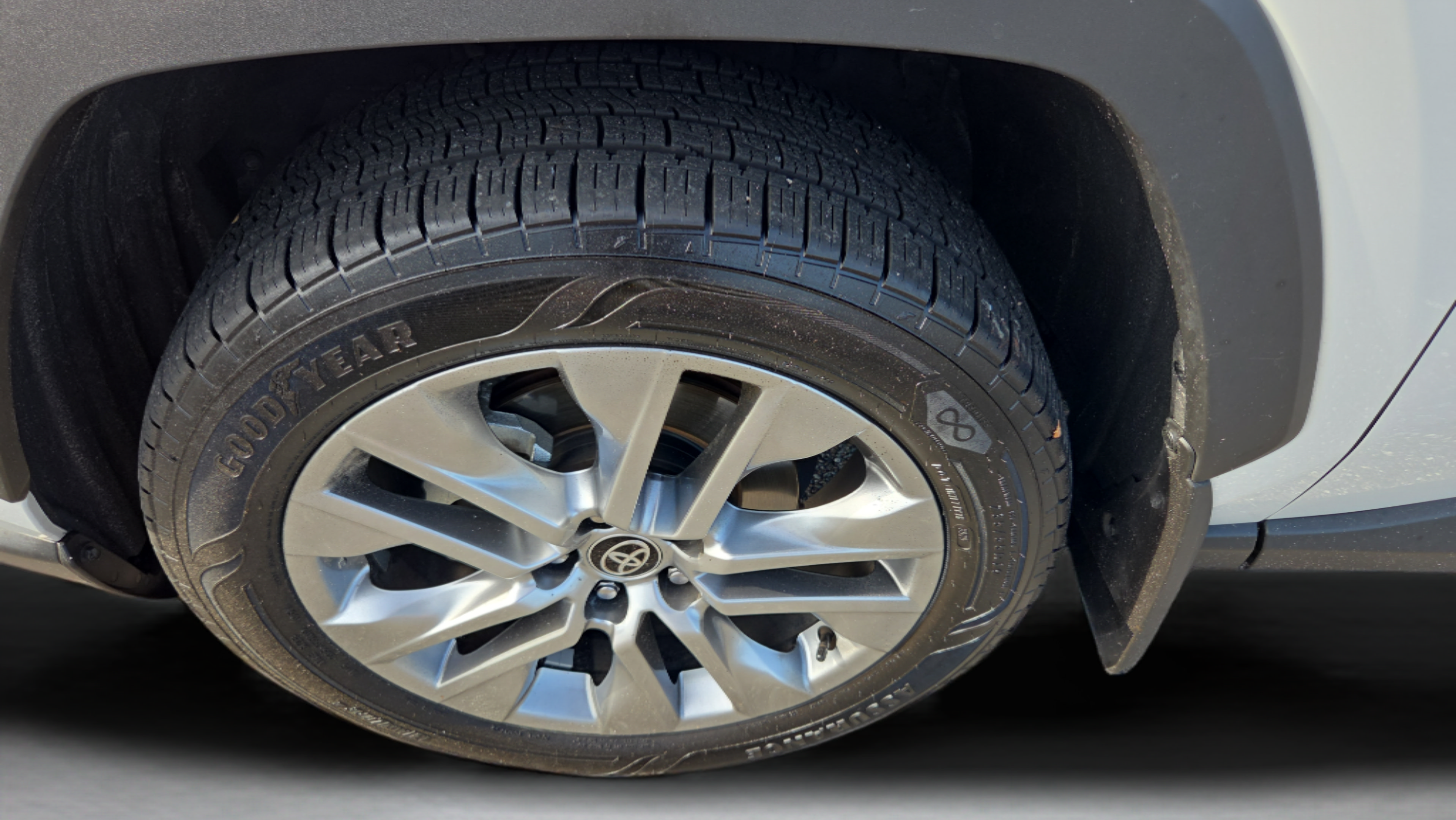 Used 2024 Toyota RAV4 XLE Premium w/ Weather Package FWD image 32