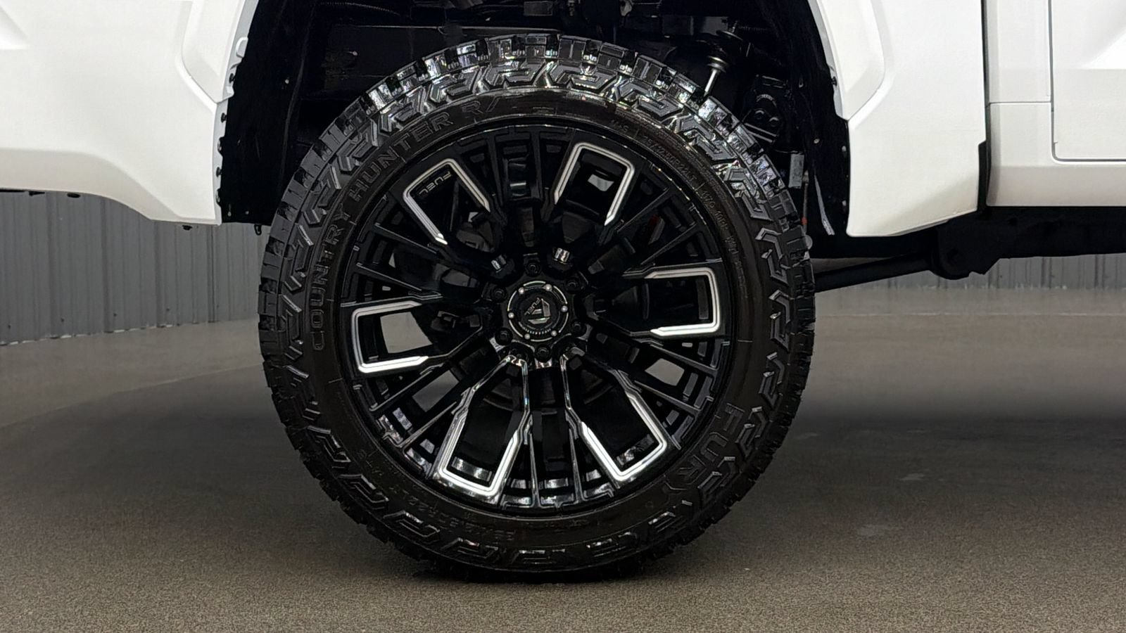 Used 2024 Toyota Tundra SR5 AWD/4WD image 11