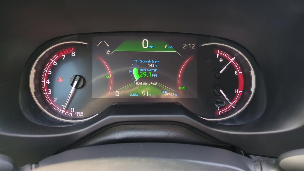 Used 2024 Toyota RAV4 XLE image 24