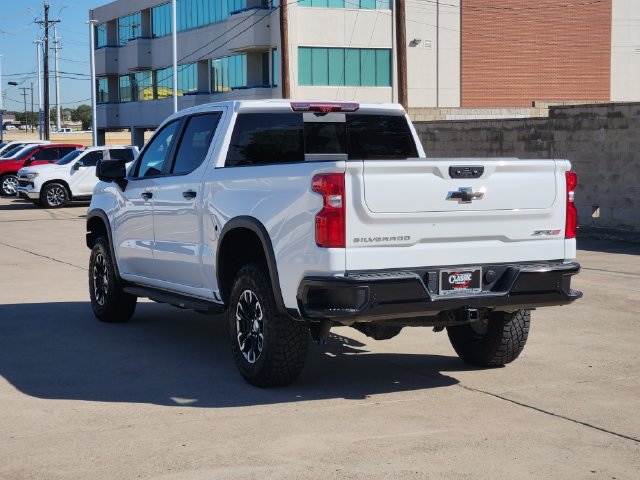 Used 2025 Chevrolet Silverado 1500 ZR2 w/ Technology Package AWD/4WD image 3