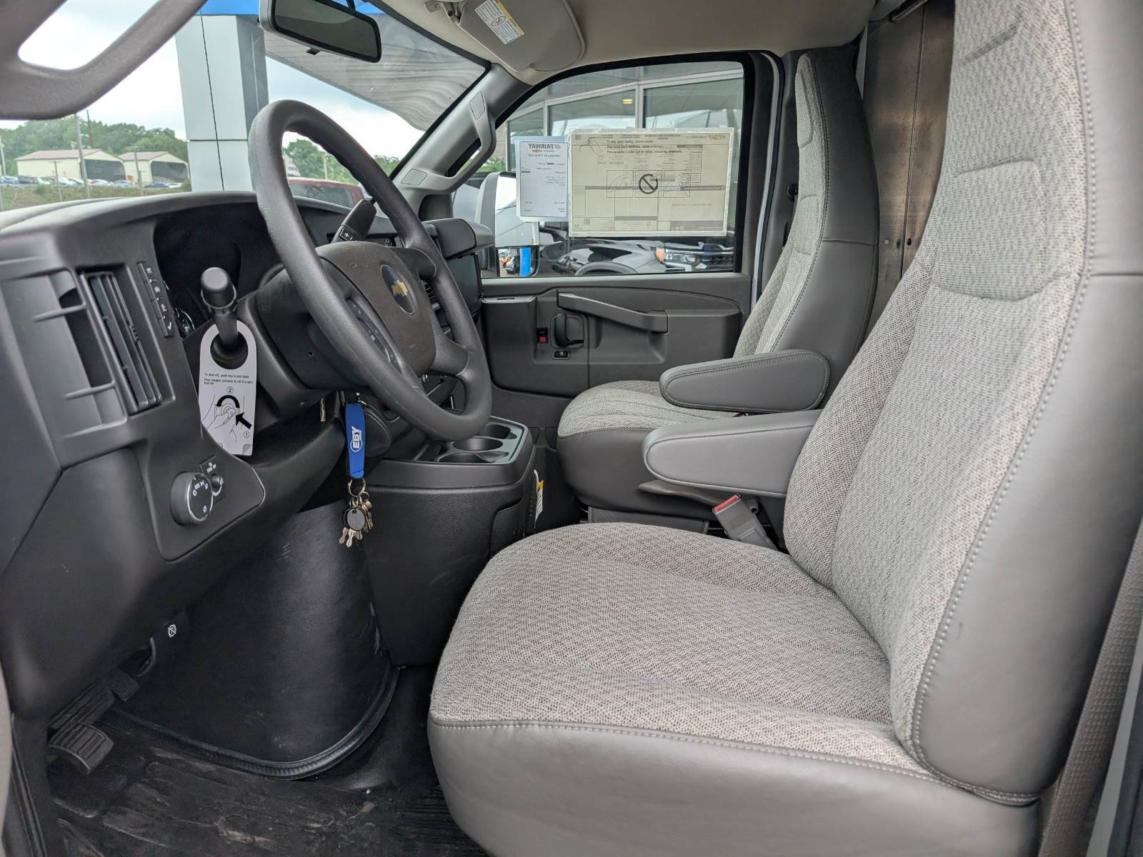 New 2025 Chevrolet Express 3500 w/ Power Convenience Package image 10