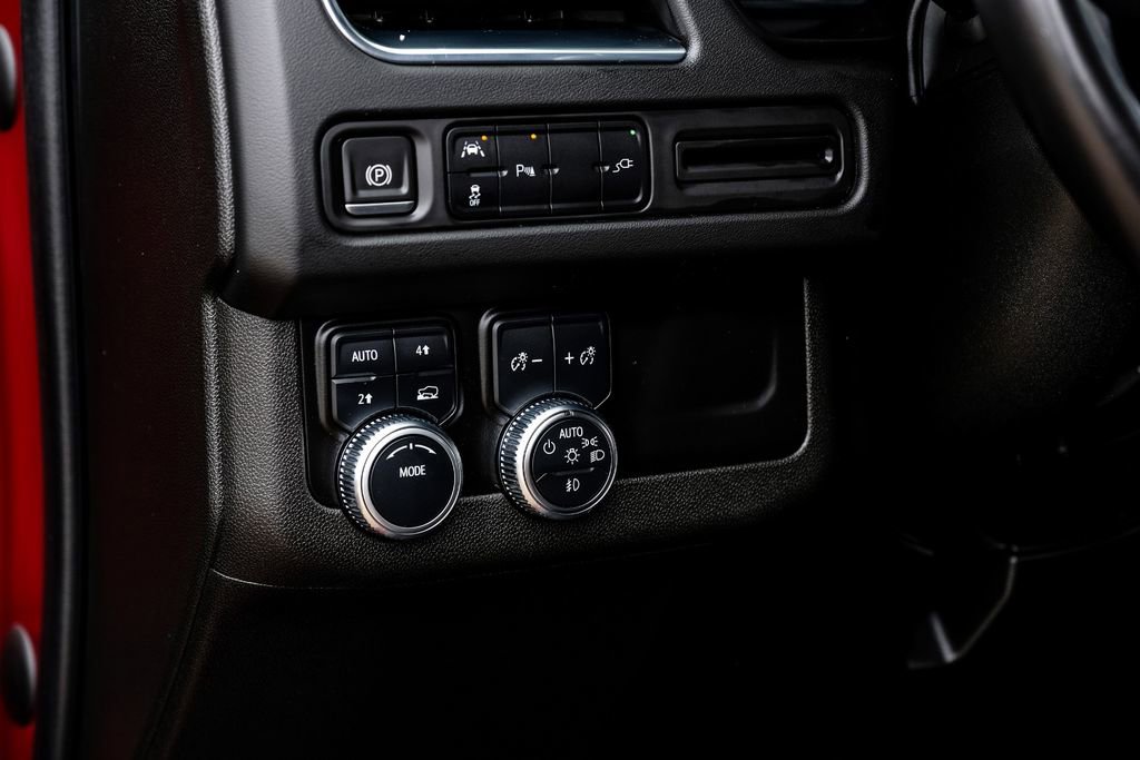 Used 2022 GMC Yukon XL SLE AWD/4WD image 27