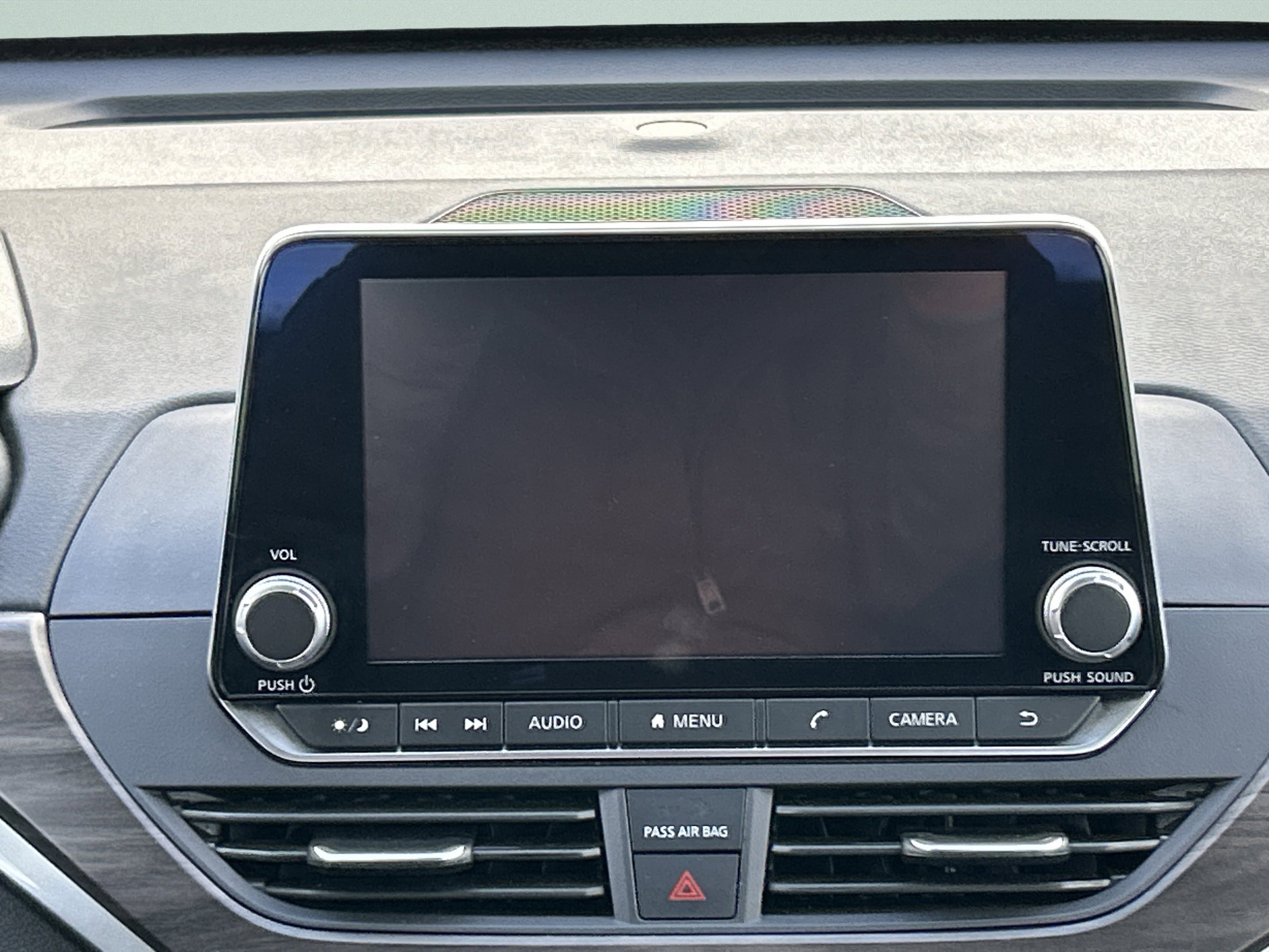 Used 2025 Nissan Altima 2.5 SV FWD image 18