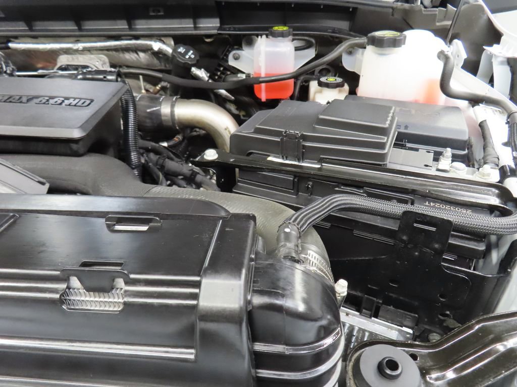 Used 2024 GMC Sierra 3500 Denali w/ Denali Reserve Package image 35