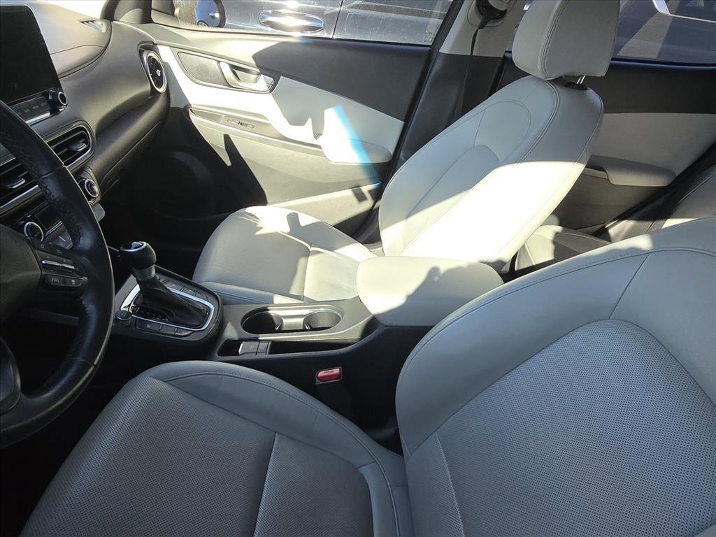 Used 2022 Hyundai Kona Limited image 6