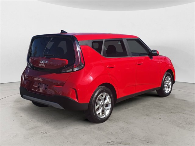 Used 2023 Kia Soul LX w/ LX Technology Package image 5