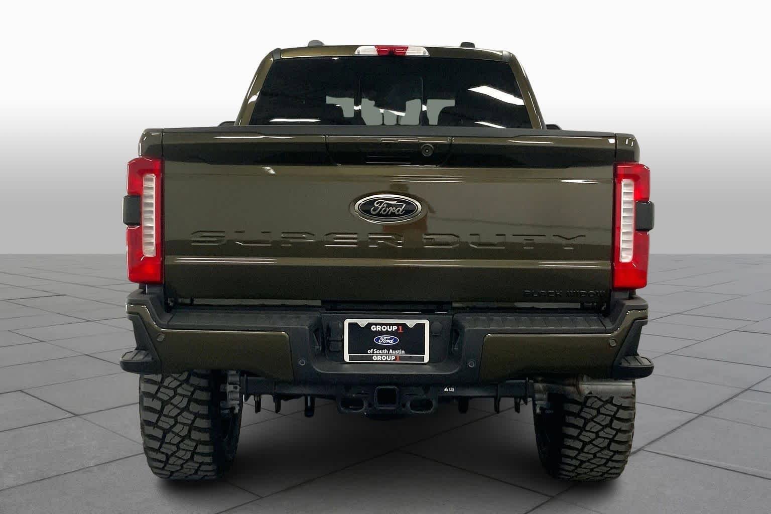 New 2026 Ford F250 Lariat w/ Black Appearance Package AWD/4WD image 4