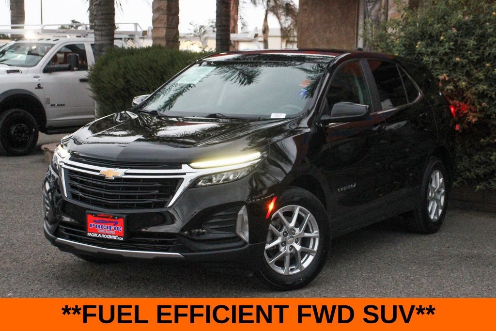 Used 2022 Chevrolet Equinox LT w/ Driver Convenience Package FWD image 4