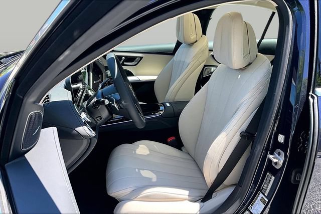 New 2026 Mercedes-Benz E 350 4MATIC Sedan image 10