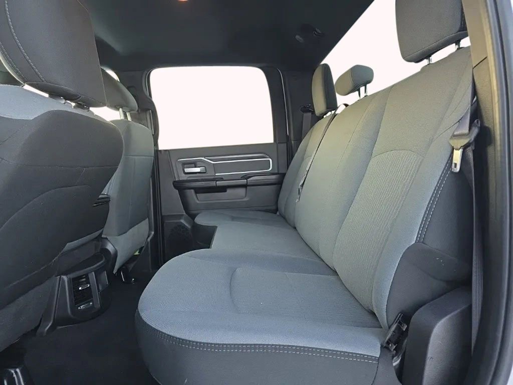 Used 2021 RAM 3500 Big Horn image 16