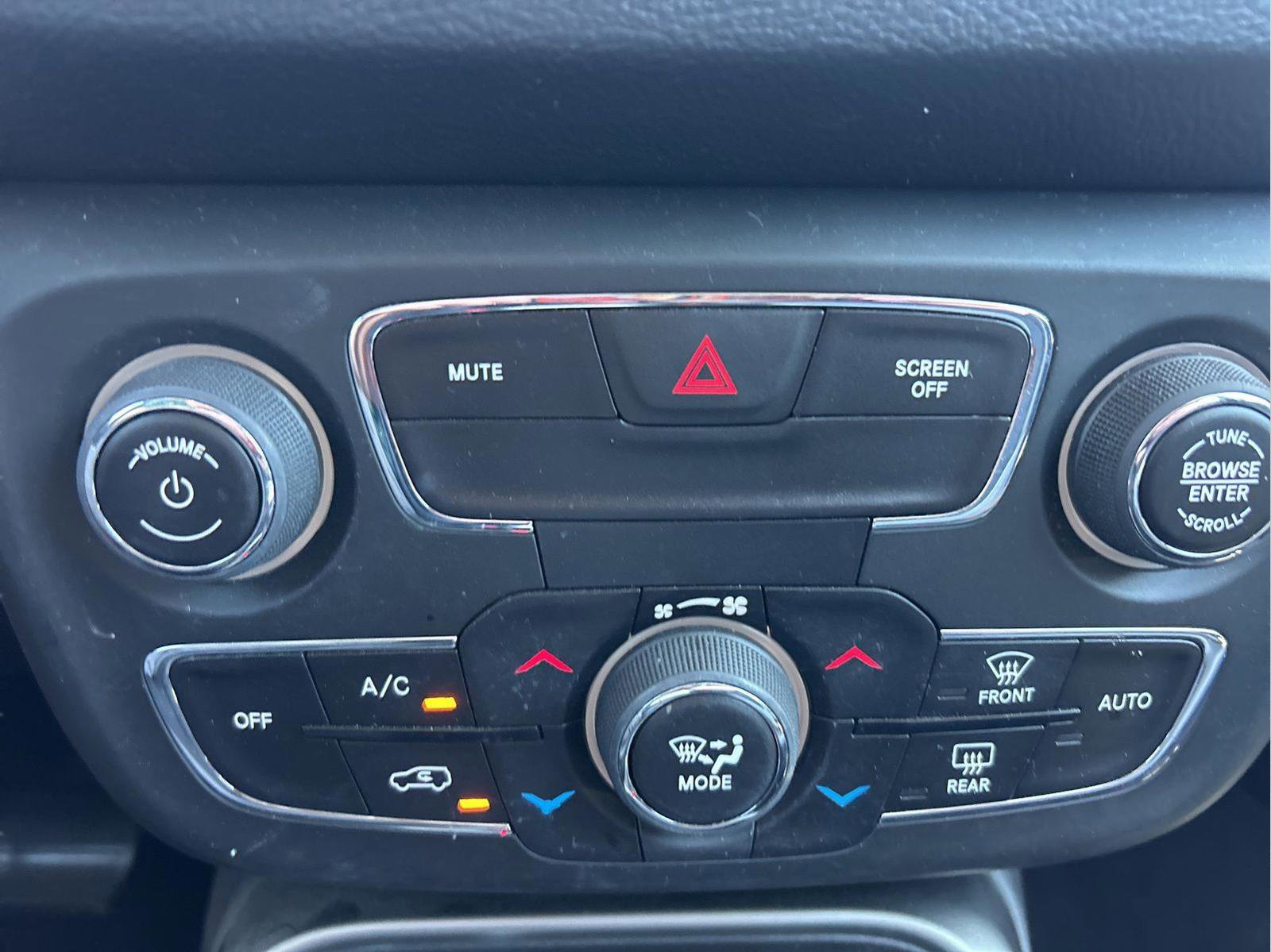 Certified 2019 Jeep Compass Latitude image 29