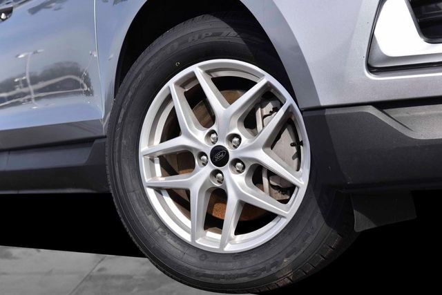 Used 2024 Ford Edge SEL image 3