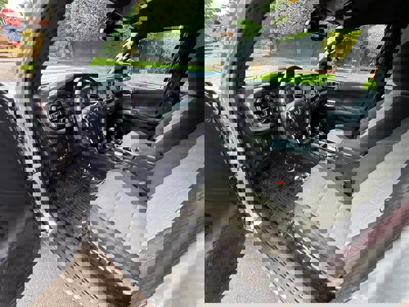 Used 2022 Toyota Tacoma TRD Sport w/ Technology Package image 9