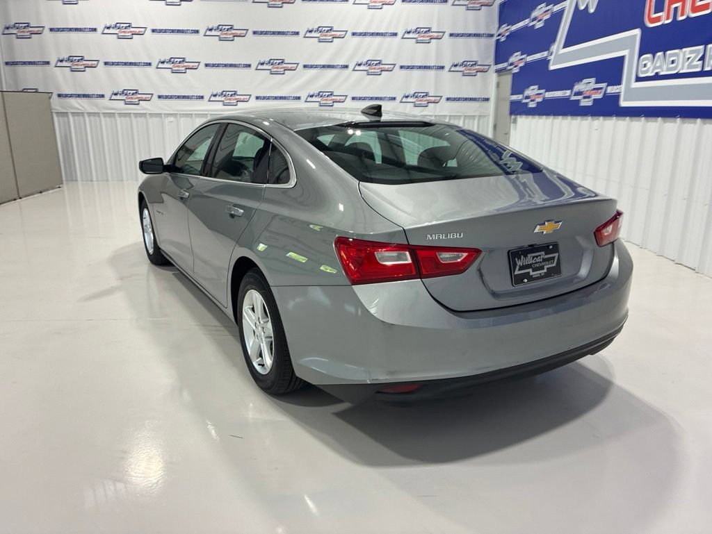 Used 2023 Chevrolet Malibu LS FWD image 5