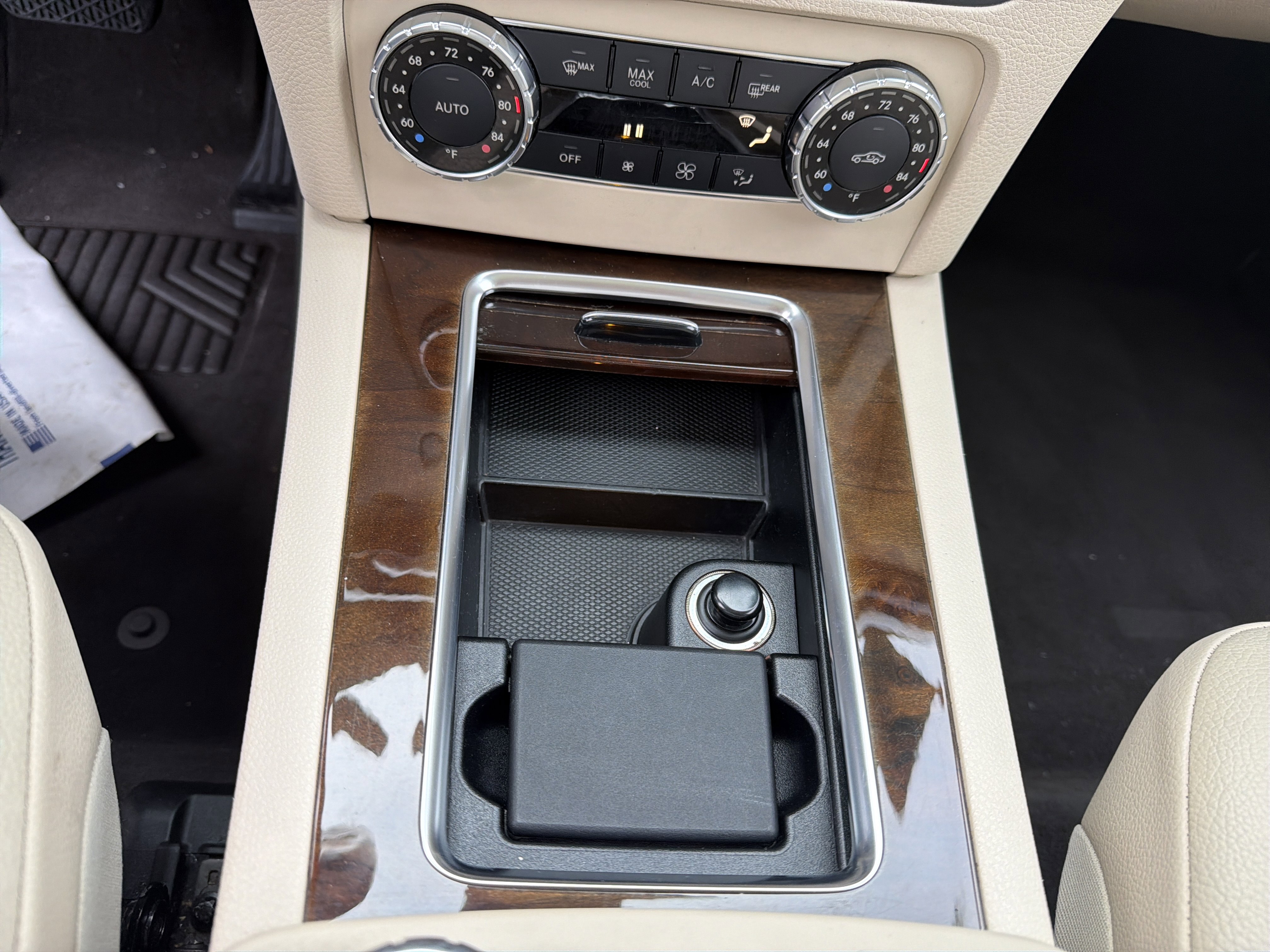 Used 2014 Mercedes-Benz GLK 350 4MATIC image 17