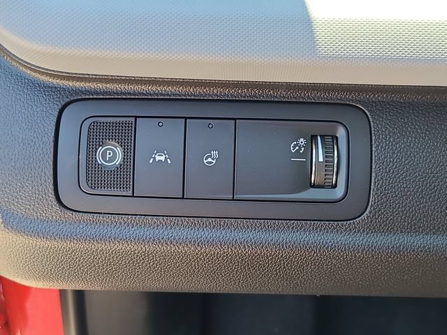 New 2027 Chevrolet Bolt RS w/ Technology Package FWD image 19