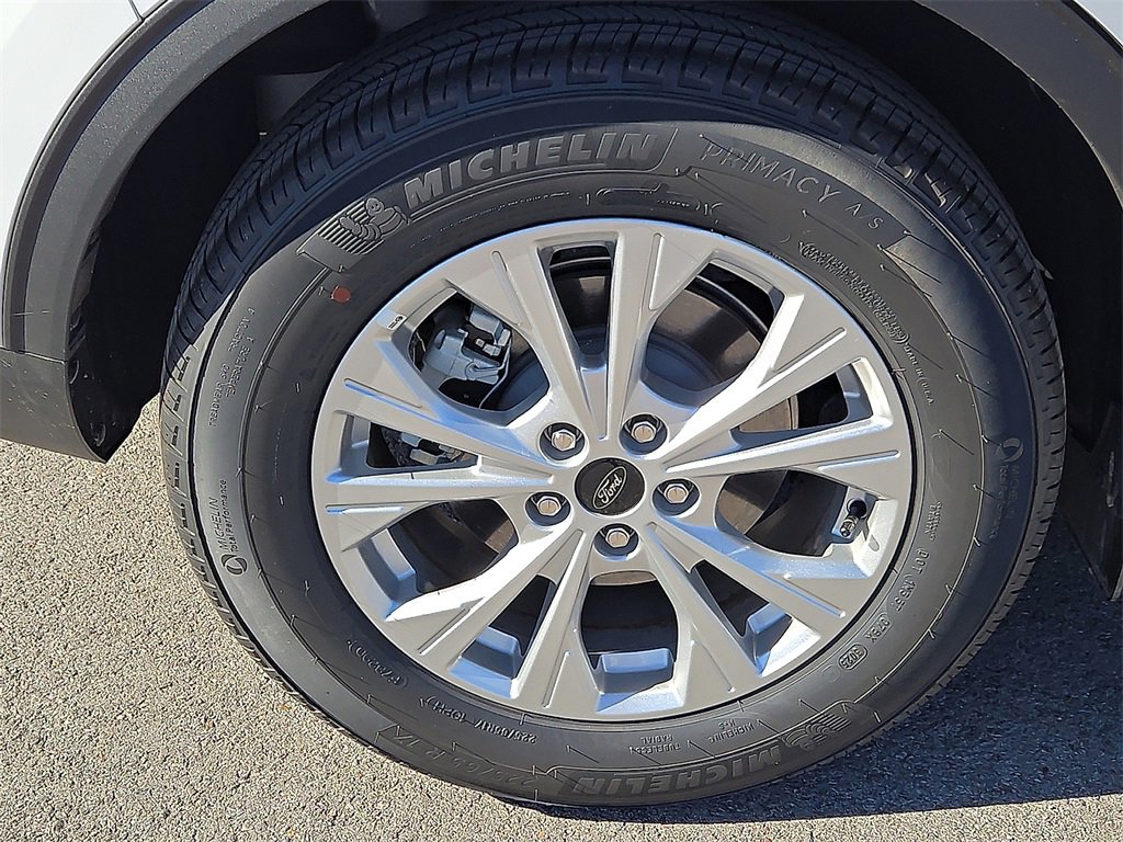 New 2025 Ford Escape Active image 7