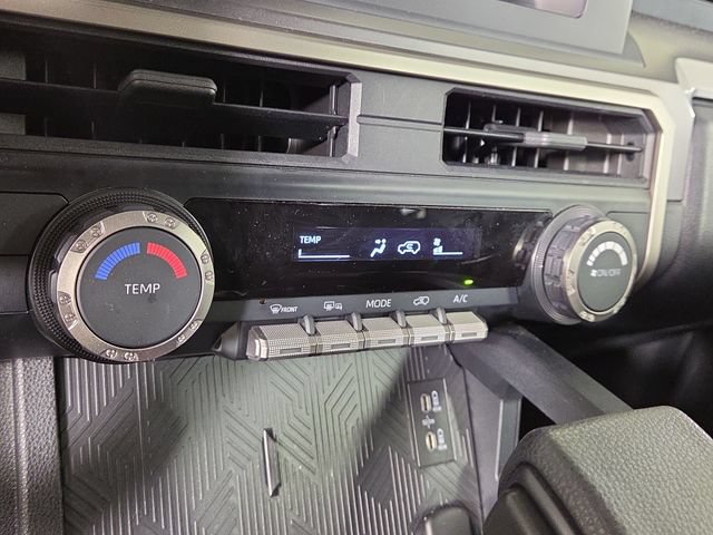 Used 2025 Toyota 4Runner SR5 AWD/4WD image 20