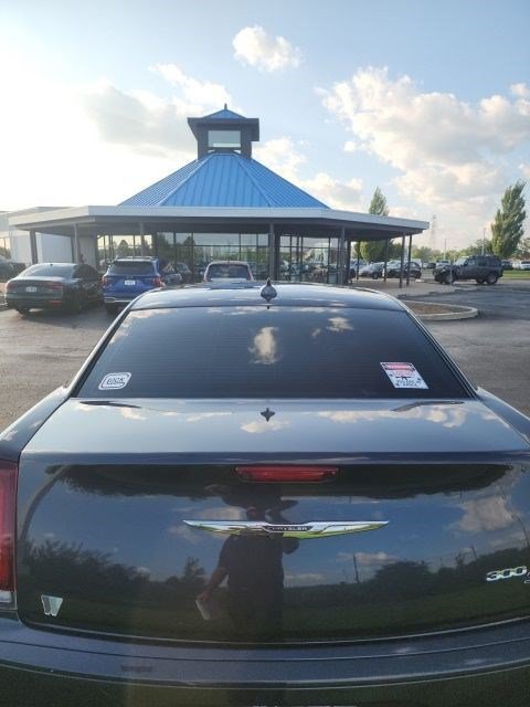Used 2015 Chrysler 300 S RWD image 11