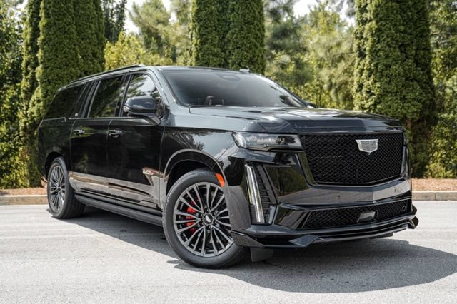 Used 2024 Cadillac Escalade ESV V w/ LPO, Floor Liner Package AWD/4WD image 5