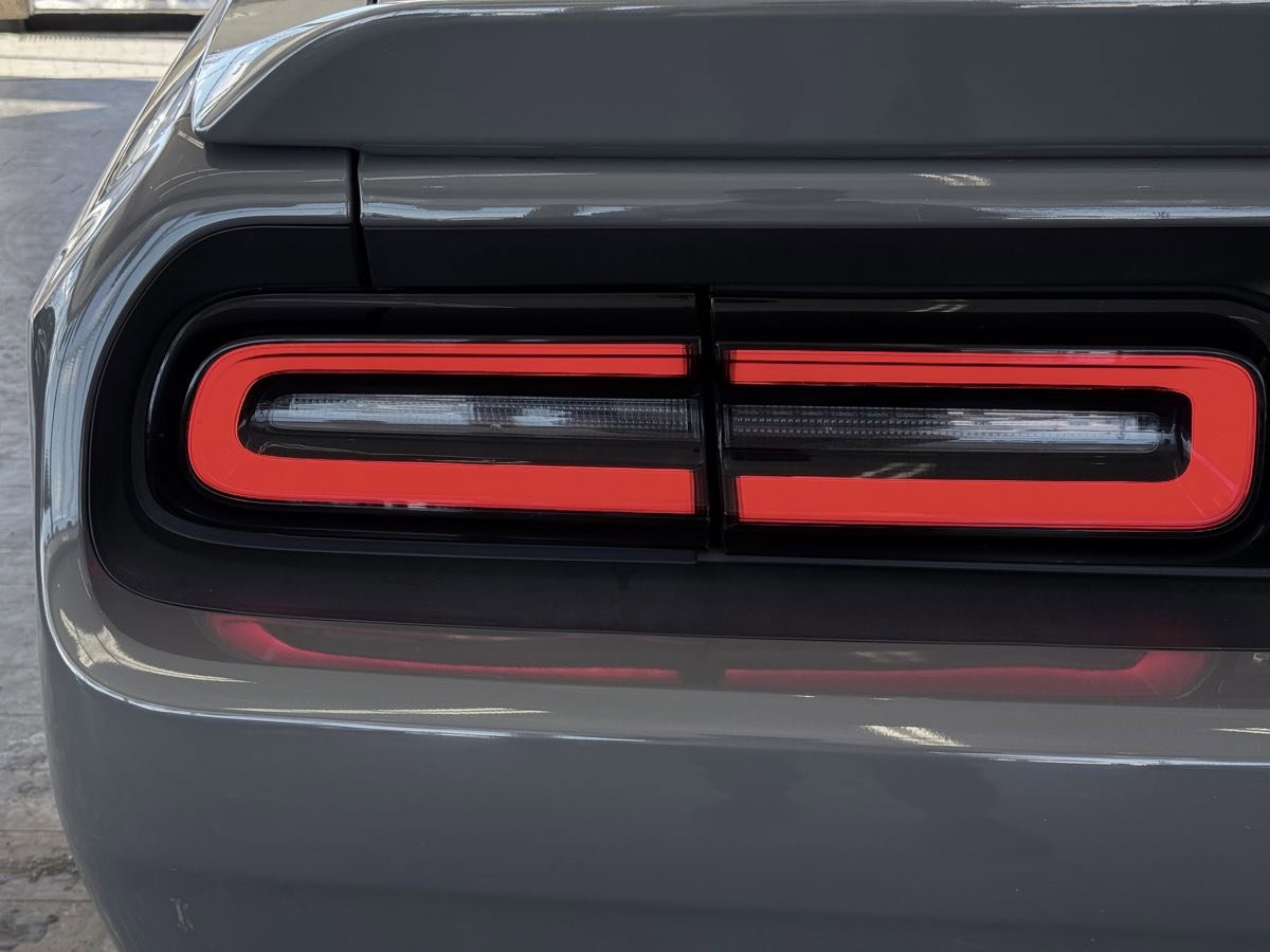 Used 2018 Dodge Challenger GT w/ GT Interior Package image 12