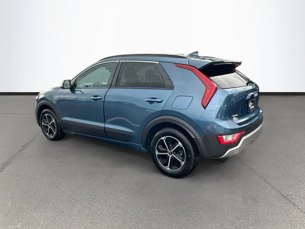 Used 2026 Kia Niro EX FWD image 5